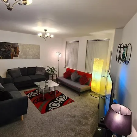 Luxury 2 Bed Apt With Free Wi-Fi & Parking Manchester Exterior photo
