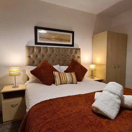 Luxury 2 Bed Apt With Free Wi-Fi & Parking Manchester Exterior photo